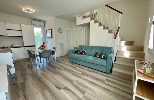 Porto Santa Margherita Apartment | Spacious villa on two floors with corner garden
