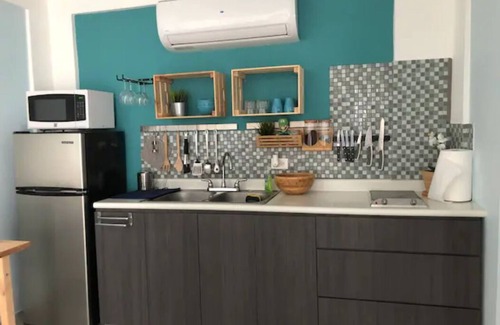 Santurce House | Oceanfront 1 Bedroom Retreat with Spa & Breakfast Awaits
