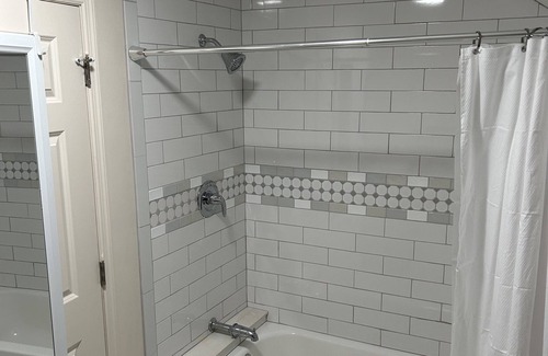 Chazy Apartment | Charming 1-Bedroom Apartment in Scenic Chazy with WiFi