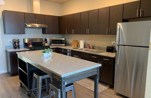 Lawrence House | Tranquil 1-Bedroom Townhouse with Pool & Hot Tub Oasis