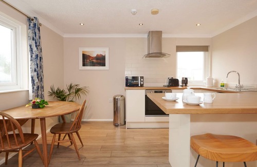 Gwithian Apartment | Cozy 1-Bedroom Apartment with Ocean Views in Gwithian