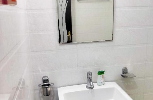 Candolim Apartment | Guest Rated 10/10: Ideal Sukoon Homes with Pool Access