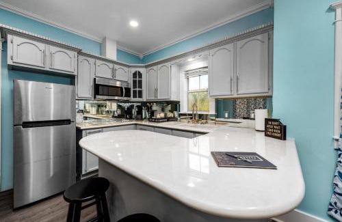 Houston Heights Apartment | Spacious 1-BR Midtown Houston Apt with King Bed & Free Parking