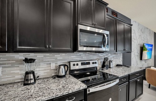 Davenport Villa | Family-Friendly 10-Bed Pool Home with Game Room Awaits