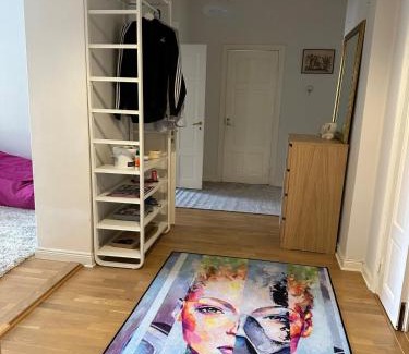 Ullanlinna Apartment | Spacious 110m2 family home