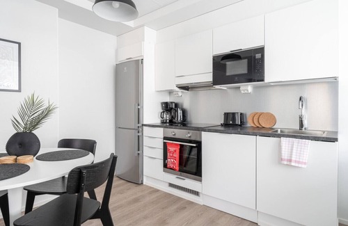 Tampere Apartment | Spacious 1BR Apartment with Balcony in Downtown