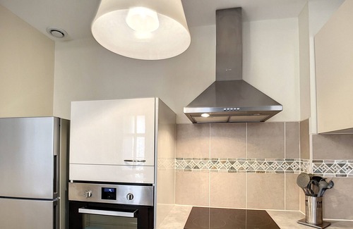 Lamalou-les-Bains Apartment | Elegant 2-Bedroom Apartment in Lamalou-les-Bains