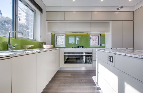 Cremorne Apartment | Comfortable 2-Bed Apartment Near City with Family Amenities