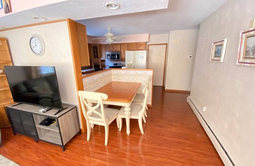 Wildwood Crest Apartment | Top-Rated 2-Bedroom Apt with Oceanfront Views