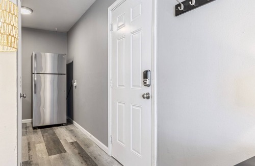 St. Charles Historic District Apartment | Modern 2-Bedroom Retreat Near Main Street with Pet-Friendly Amenities