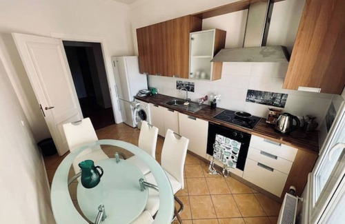 Old Town Apartment | Spacious 2 bedroom apartment in the Old Town