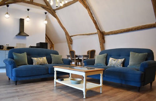 Marquay House | Elegant Gîte in the Golden Triangle with Pool & Spa