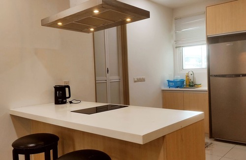 Bayan Lepas Apartment | Spacious 2-Bedroom with Morning's Sea View & Amenities