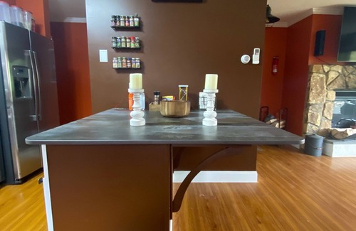 East Jewett Condo | Scenic 2-Bedroom Condo with Mountain Views & Hiking Trails