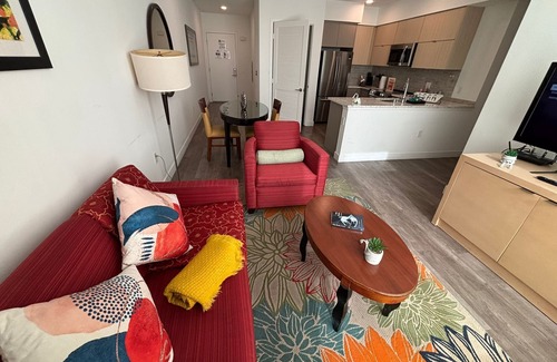 Koreatown Hotel | Spacious 2-Bedroom Deluxe Apart-Hotel in the Heart of Koreatown