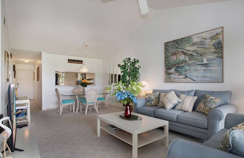 Lely Golf Estates Condo | Guest Rated 10/10: Relaxing Condo Near Lely Country Club
