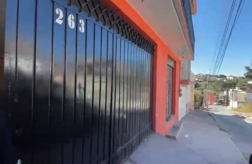 Historic Centre Apartment | Pet-Friendly 2 BR Casita at Lomas del Durazno