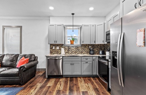St. Louis Apartment | Central 2 BR Retreat: Pet-Friendly & Family Welcome