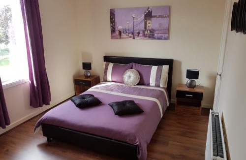 Inverness House | Relaxing 2-Bedroom House Ideal for Family Getaways