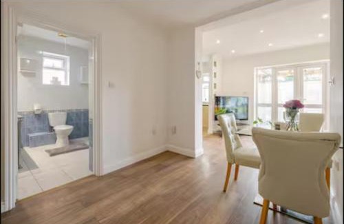 Brooklands Apartment | Modern 2BDR Apartment with WIFI and Family-Friendly Perks