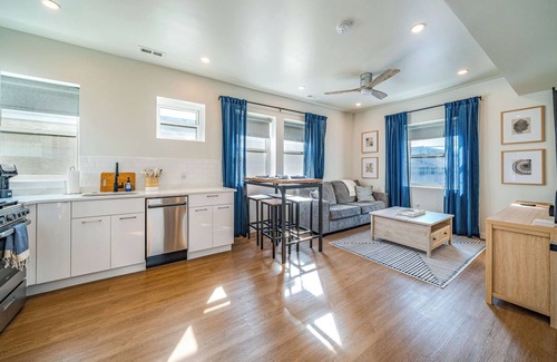 North End Condo | Spacious 2BR/2BA Home, Beach & Boardwalk Steps, Pool Access/Linens Included!