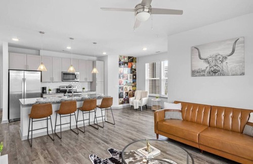 Metrocenter - North Rhodes Park Apartment | Convenient 2BR Retreat - Just 9 Minutes to Broadway!