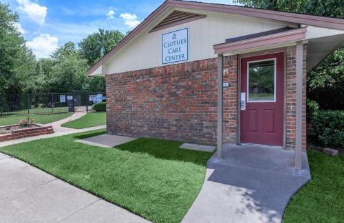 Southridge Apartment | Spacious 2br Furnished Apartment I Pool
