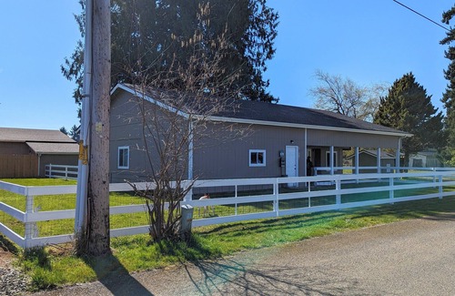 East Olympia House | Perfect Getaway: Pet-Friendly Home with Outdoor Space