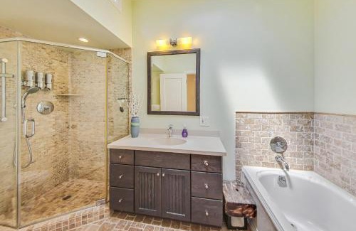 Vista del Mar House | Child-Friendly 2br Retreat by Ocean & Sutro Heights Park