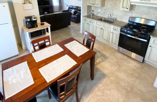 Gloucester Apartment | Scenic 2nd Floor Split Level with Child-Friendly Comfort