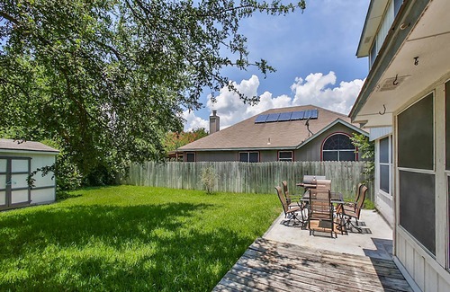 Parkwood House | Family-Friendly 3-Bedroom House in South Austin