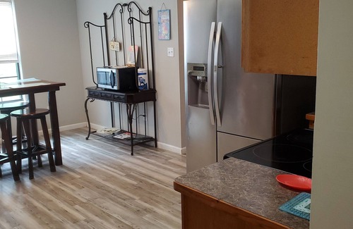 Wakefield House | Exceptional 3 Bedroom Retreat with Fast Wifi & Pet Friendly