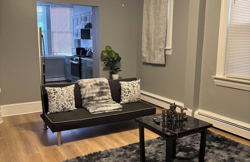 Weehawken Apartment | Spacious 3-bedroom apartment with Stunning Views NYC