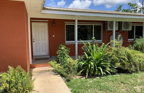 Freeport House | Inviting Beachside Apartment with Pool & Spa Amenities