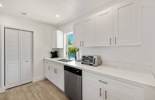 Wilton Manors House | Pet-Friendly 3 Bed Pool Home in Vibrant Wilton Manors