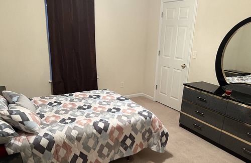 St. Robert House | Inviting 3 Bed, 3 Bath Home with Basement & Family Amenities