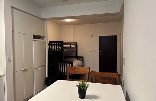 CityPlace Apartment | Family-Friendly 3-Bed Retreat with Kitchen & Accessibility