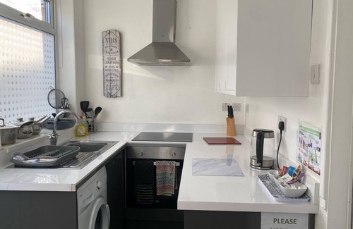 Darlington House | Cozy 3-Bed House in Darlington with Family-Friendly Amenities