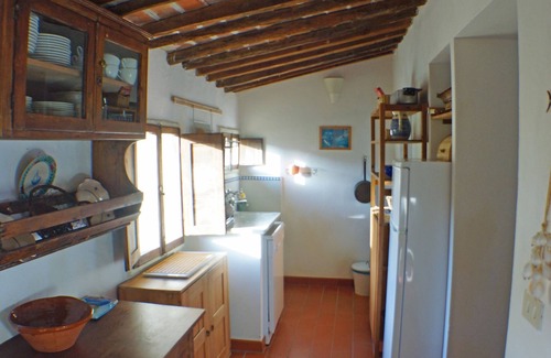 Porto Azzurro House | Cozy 3 Bedroom Farmhouse Retreat on National Park Land