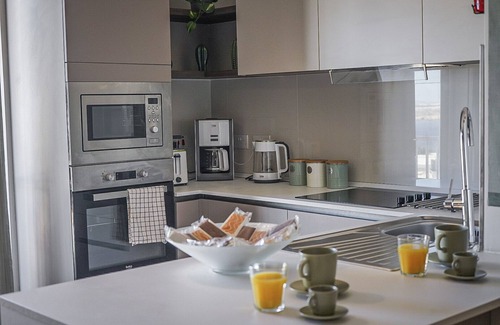 Qawra Apartment | Scenic 3 Bedroom Apartment with Sea Views and Spa Access