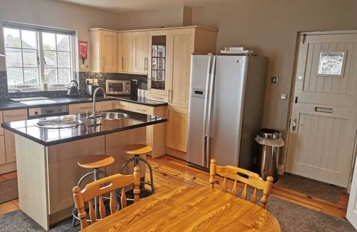 Hillsborough Apartment | Family-Friendly 3 Bedroom Apartment in Hillborough, NI