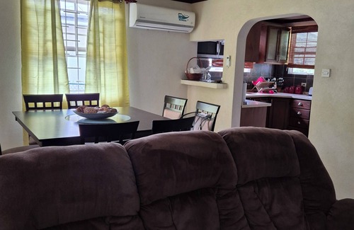 Ivy House | Spacious 3-bedroom, 3 1/2 bathroom house with WiFi and AC in lovely Bridgetown.