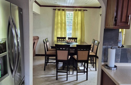 Ivy House | Spacious 3-bedroom, 3 1/2 bathroom house with WiFi and AC in lovely Bridgetown.