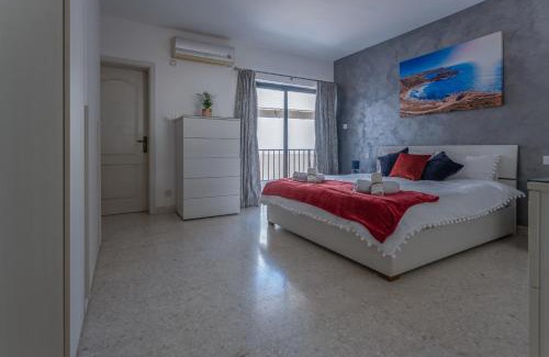 Il-Balluta Apartment | Charming 3 Bedroom Apartment with Ocean View in St Julians