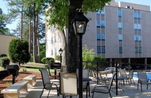 Anniston Apartment | Spacious 3 Bedroom Apartment close to everything!