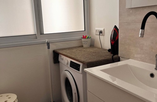 Netanya Apartment | Spacious 3-bedroom apartment in marvelous Netanya with AC, WiFi