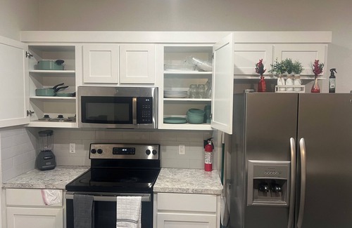 Killeen Apartment | Spacious 3-bedroom apartment with WiFi, AC in nice Killeen