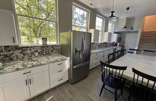 Layton Apartment | Guest Rated 10/10: 3-Bedroom Apartment with Pool & Spa