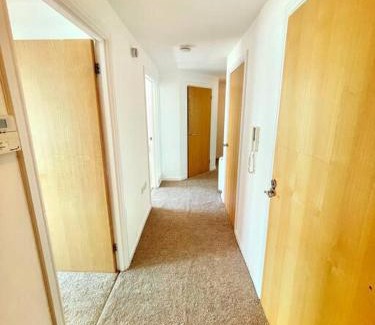 Atlantic Wharf Apartment | Family-Friendly 3-Bedroom Flat with Free Parking in Central Area