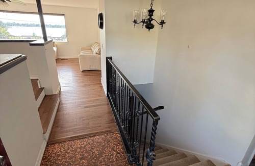 Moses Lake House | Spacious 3-bedroom Lakeview Home Centrally Located in Quiet Neighborhood